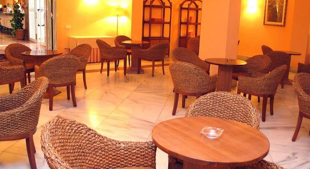 Best da vinci royal salou alojamiento empresarial en centro de salou